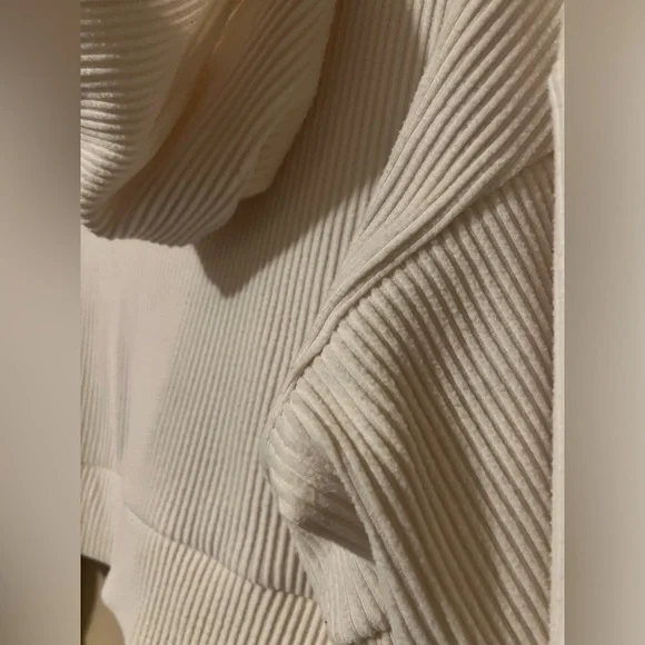 Alo Cream Muse Ribbed Hoodie small/medium - Picture 9 of 10